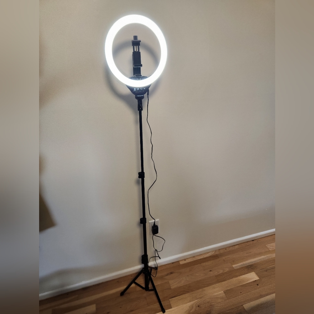 10” Ring Light with variable height stand